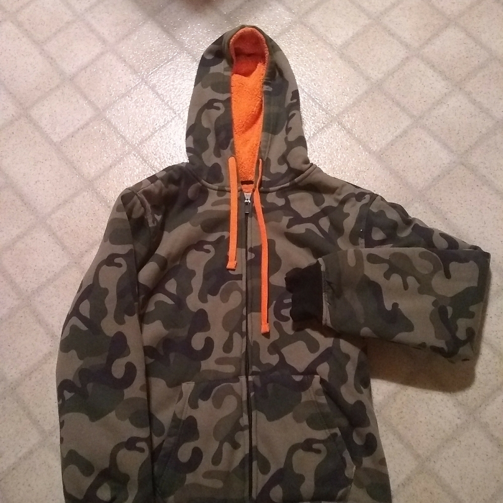 Camo hoodie jacket